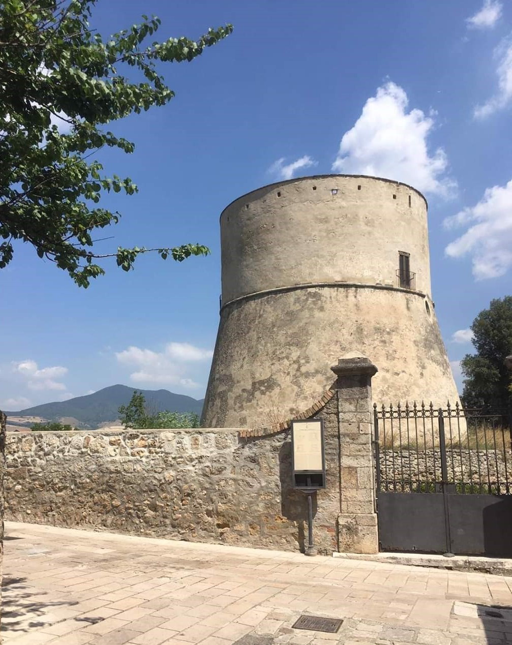 Torre Angioina