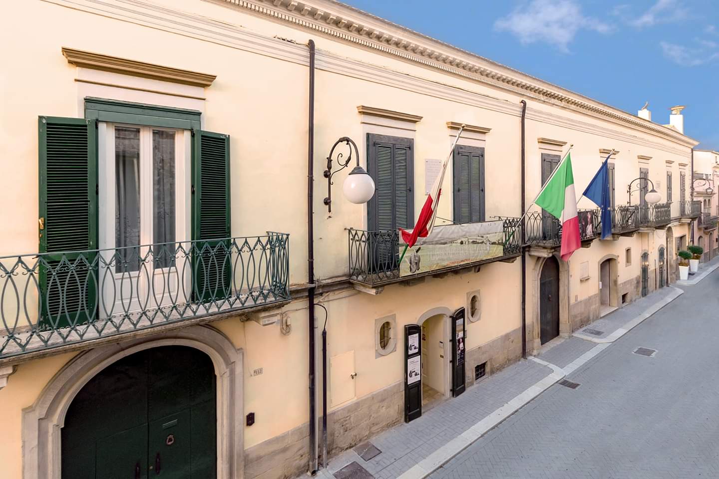 Pinacoteca e Biblioteca D'Errico