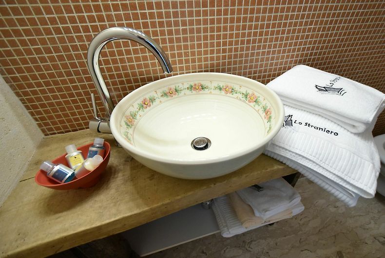 B&B Lo Straniero