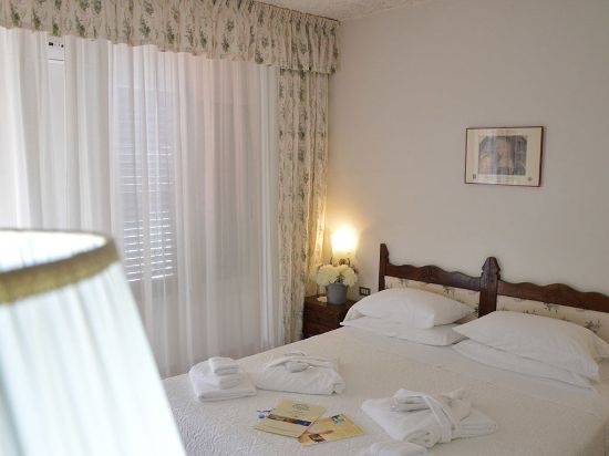 Picture of SUITE - Hotel Villa del Mare
