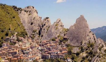 Immagine di ESCURSIONE Castelmezzano/Volo dell'angelo