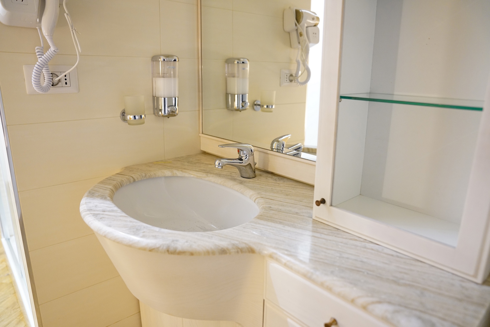 L'Infinito dei Sassi