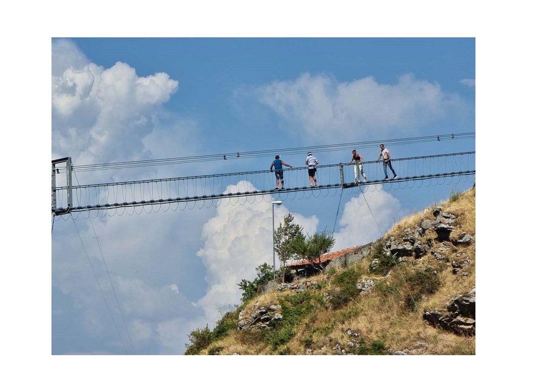 Ponte Tibetano "Il Ponte tra i due parchi"