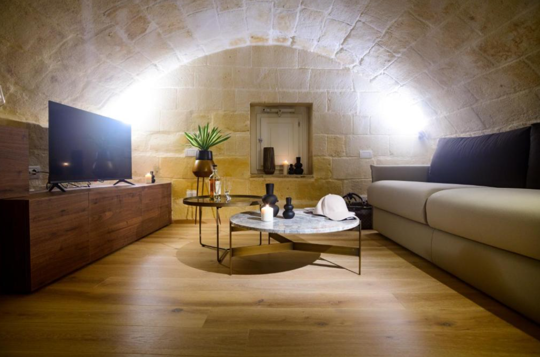 Le Malve Cave Retreat