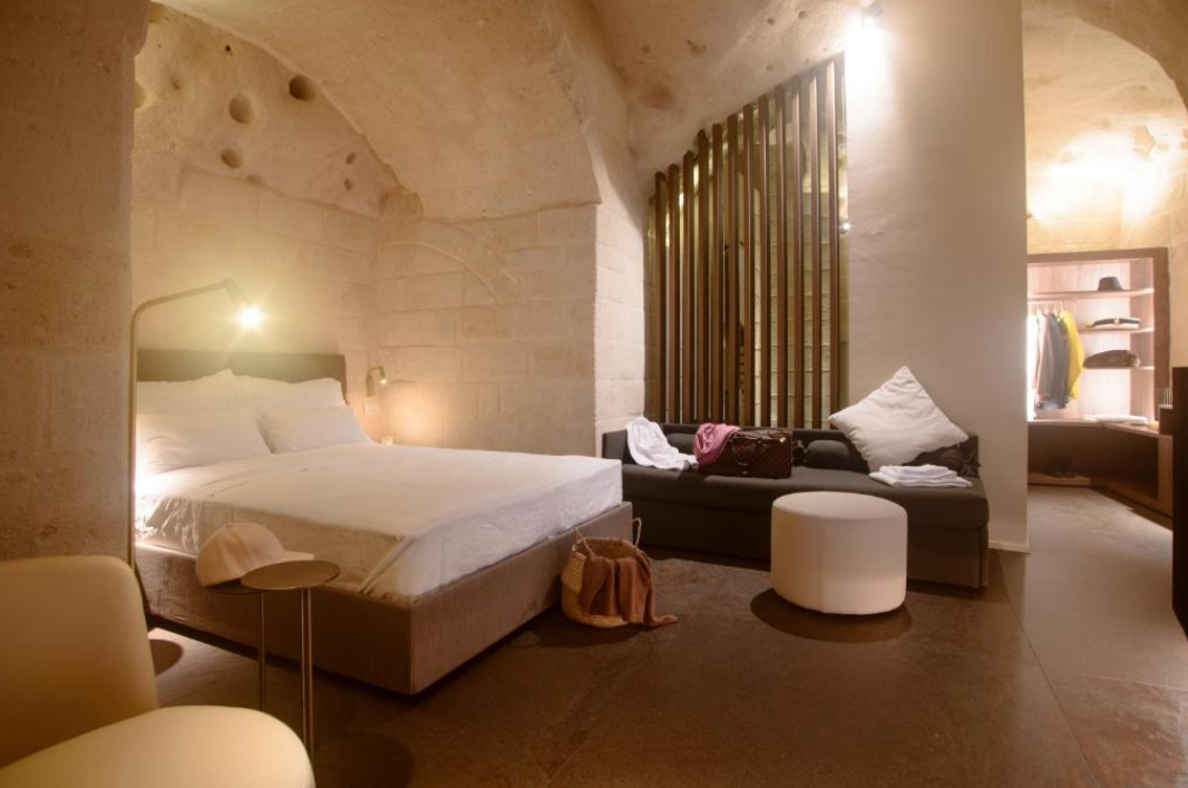 Le Malve Cave Retreat