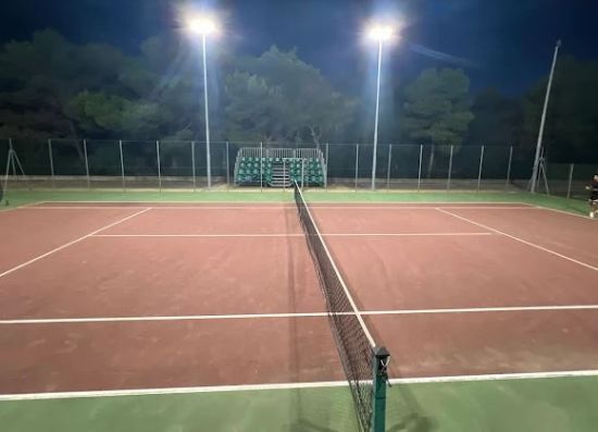 Immagine di CAMPI DA PADEL, CALCIO A 5 E TENNIS