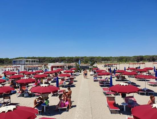 Oasi Beach Club